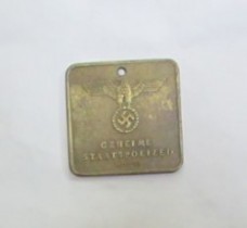 ナチスドイツ軍　ゲシュタポタグ　アウシュビッツ　実物