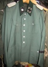 ナチスドイツ軍　武装SS髑髏師団将校服　レプリカ
