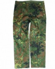 BWドイツ軍服、ズボン、新品、サバゲー用品　Sturm製