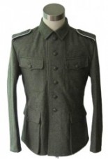 ナチスドイツ軍　M42軍服　レプリカ