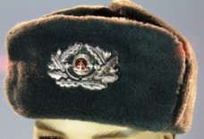 東ドイツ軍　防寒帽　将校用　新品