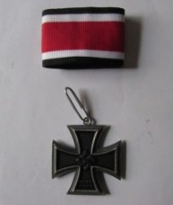 ナチスドイツ軍騎士十字章、レプリカ、イブシ銀色