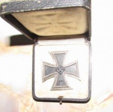ナチスドイツ軍　一級鉄十字章　ケース付き実物　その3