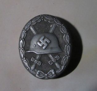 ナチスドイツ軍　戦傷章　実物