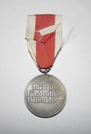 ナチスドイツ軍　メダル　実物1