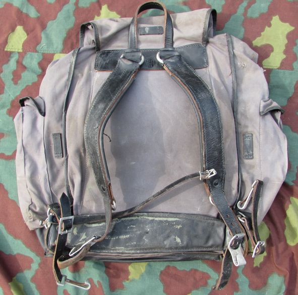 西ドイツ 60s 山岳リュック ドイツ軍 代用 ドイツ軍放出品 リュックサック 山岳部隊 OD 西ドイツ ドイツ