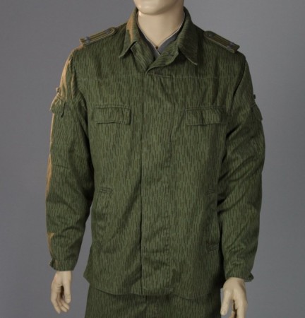 東ドイツ軍　夏用軍服上下セット