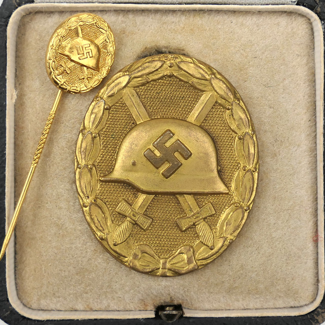 ナチスドイツ軍　金メッキ戦傷章　実物　ケース付き完全品