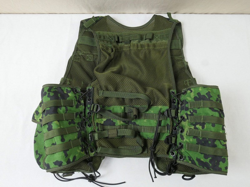 デンマーク軍実物ベスト、新品