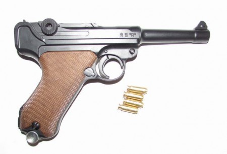 ナチスドイツ軍　ルガーP08モデルガン　新同品