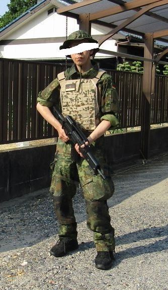 夏も涼しいBWドイツ軍服、コンバットシャツでサバゲーを