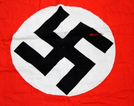 ナチスドイツ軍国旗、実物、28インチX78インチ