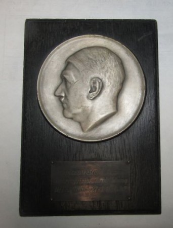 アドルフ・ヒトラー　1942年プレート　実物