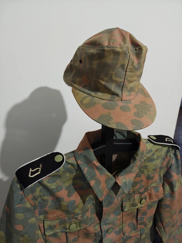 ナチスドイツ軍　武装SSプレーンツリー迷彩ジャケット+帽子　実物　極上品