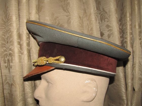 ヒトラー制帽、後期型、精密レプリカ