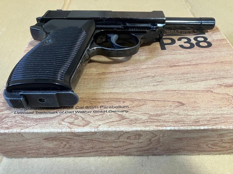 マルゼン　P38ブラックメタル　ブローバック　中古