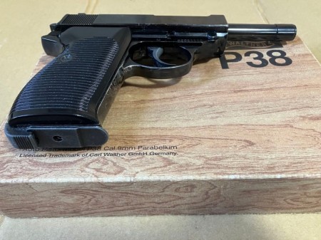マルゼン　P38ブラックメタル　ブローバック　中古