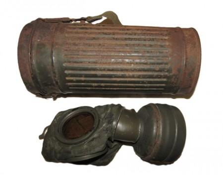 ナチスドイツ軍　ガスマスク　実物