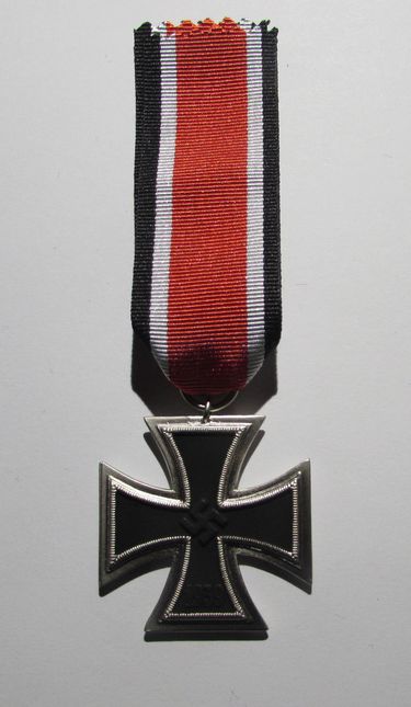 ナチスドイツ軍2級鉄十字章、レプリカ | ナチス軍服販売 BWドイツ軍服