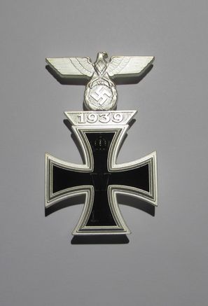 ナチスドイツ軍第一次大戦一級鉄十字章一体型、レプリカ