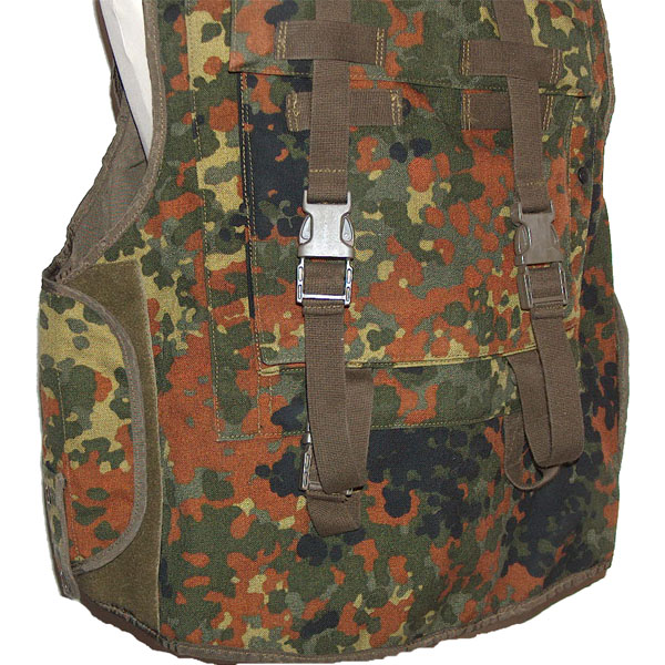 ドイツ軍BW新型防弾ベスト、中古極上品、フレックカモ、ドイツサバゲー