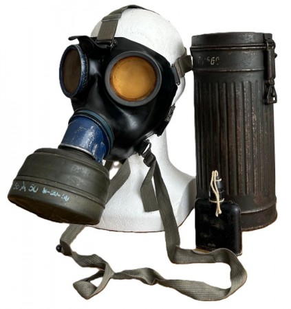 ナチスドイツ軍　ガスマスク　実物