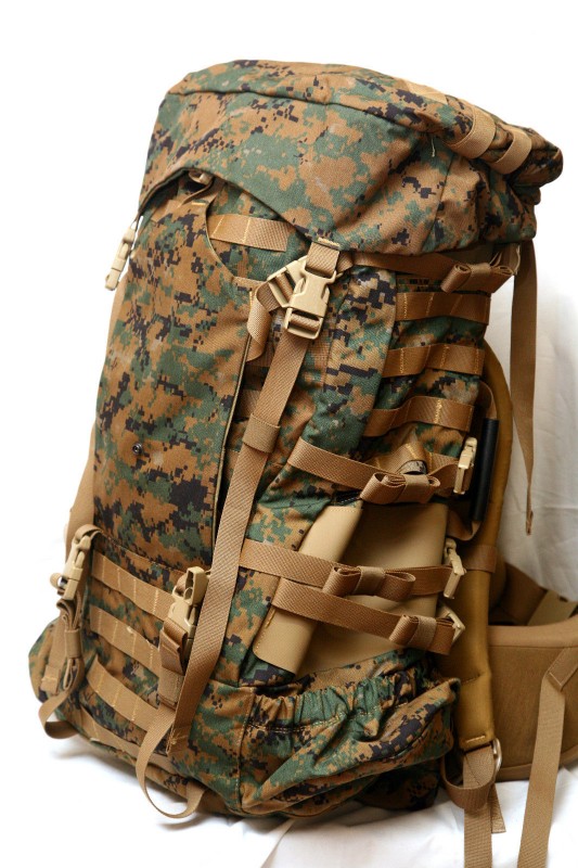 USMC最新型大型リュックサック、新品、登山用品